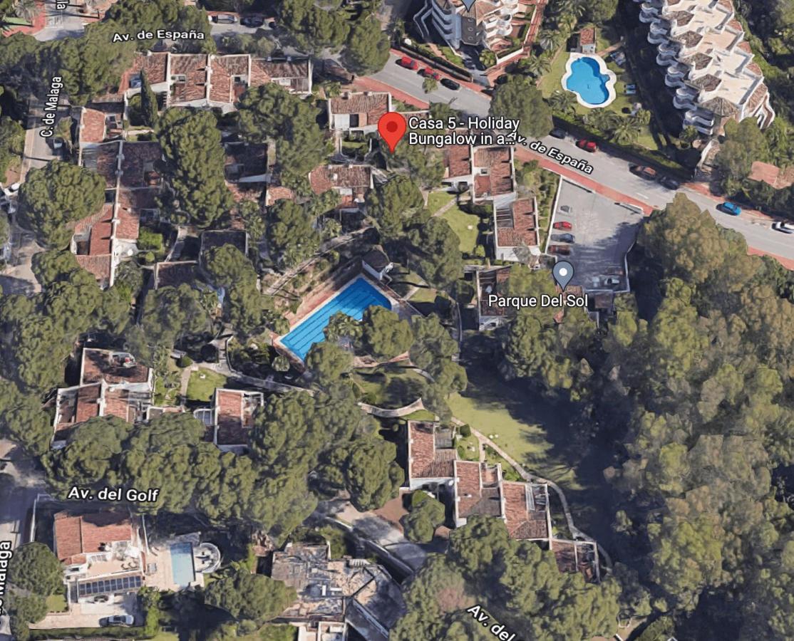 Bungalow With Large Terrace In A Quiet Park - Beach Nearby Sitio de Calahonda Exterior photo